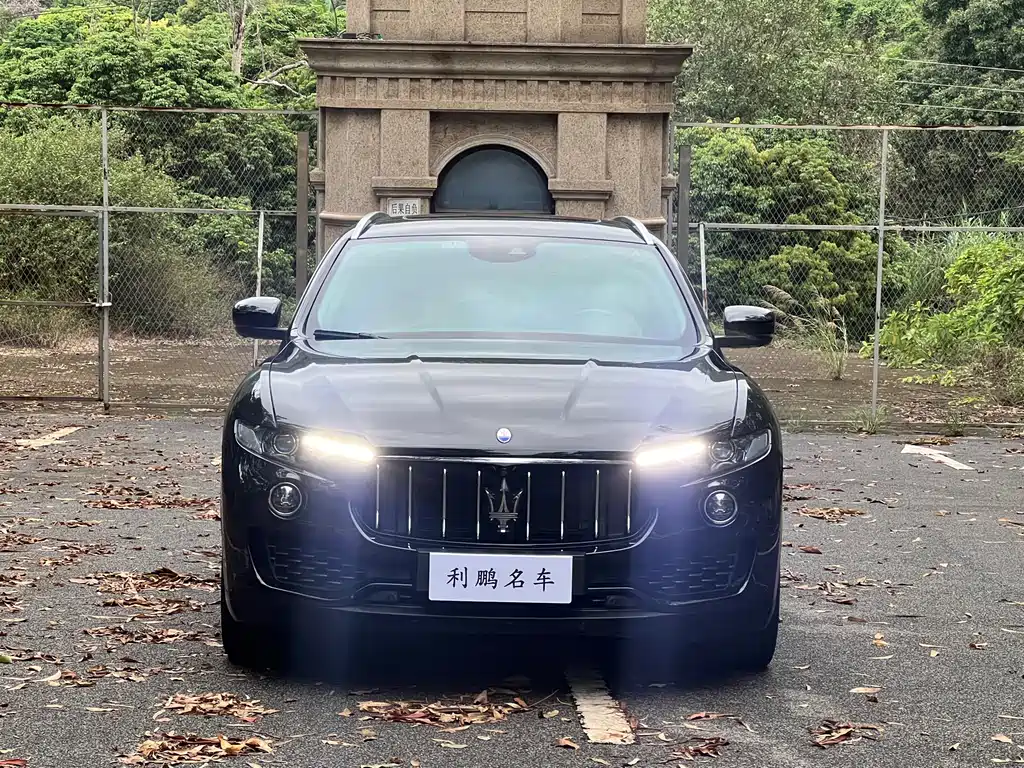 Maserati Levante 2018 — фото 5