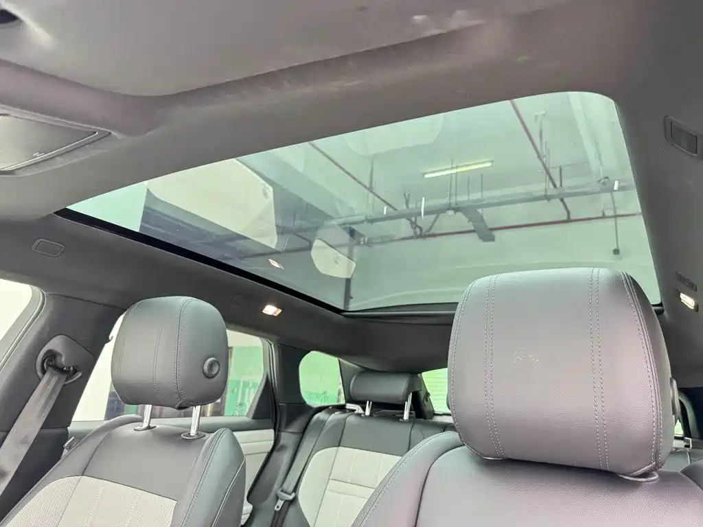 Land Rover Range Rover Evoque 2021 — фото 12