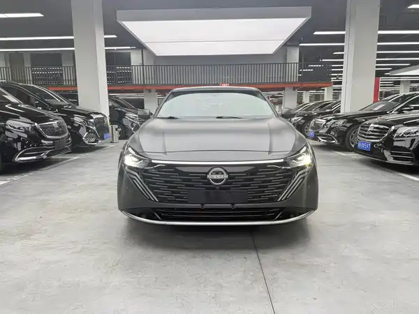 Nissan Teana 2026