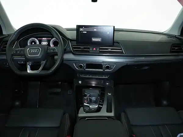Audi Q5L 2024