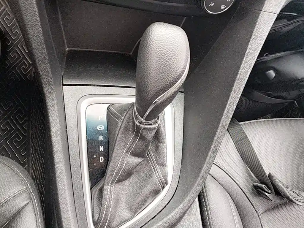 Buick Excelle GT 2022 — фото 14