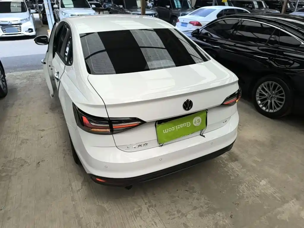 Volkswagen Lavida 2025