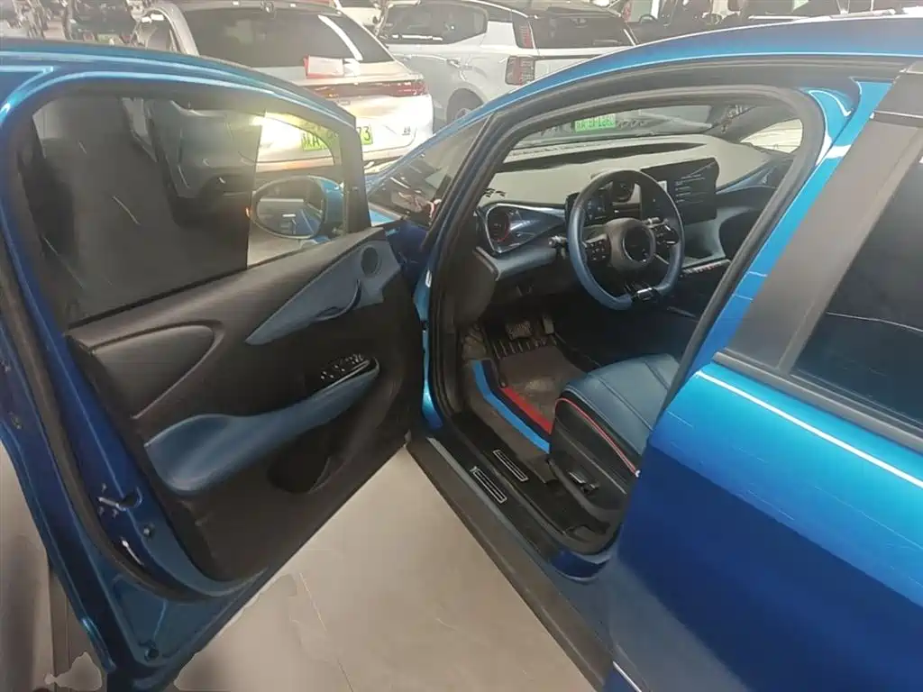 BYD Dolphin 2022 — фото 16