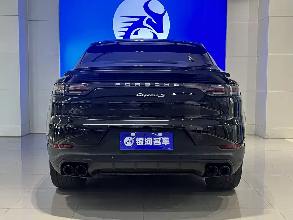 Porsche Cayenne 2020 — фото 14