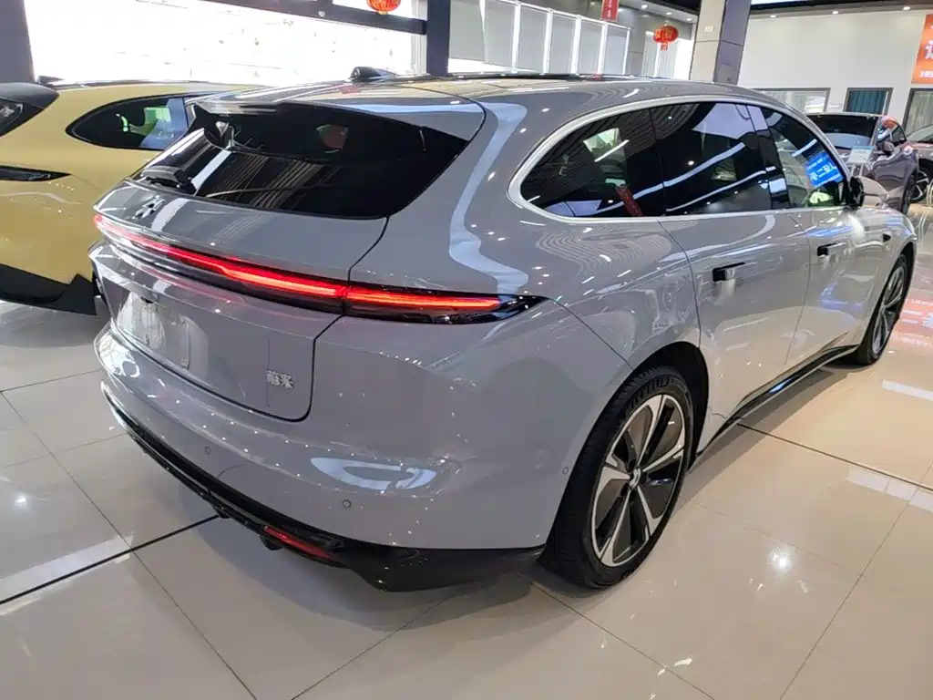 NIO ET5T 2025