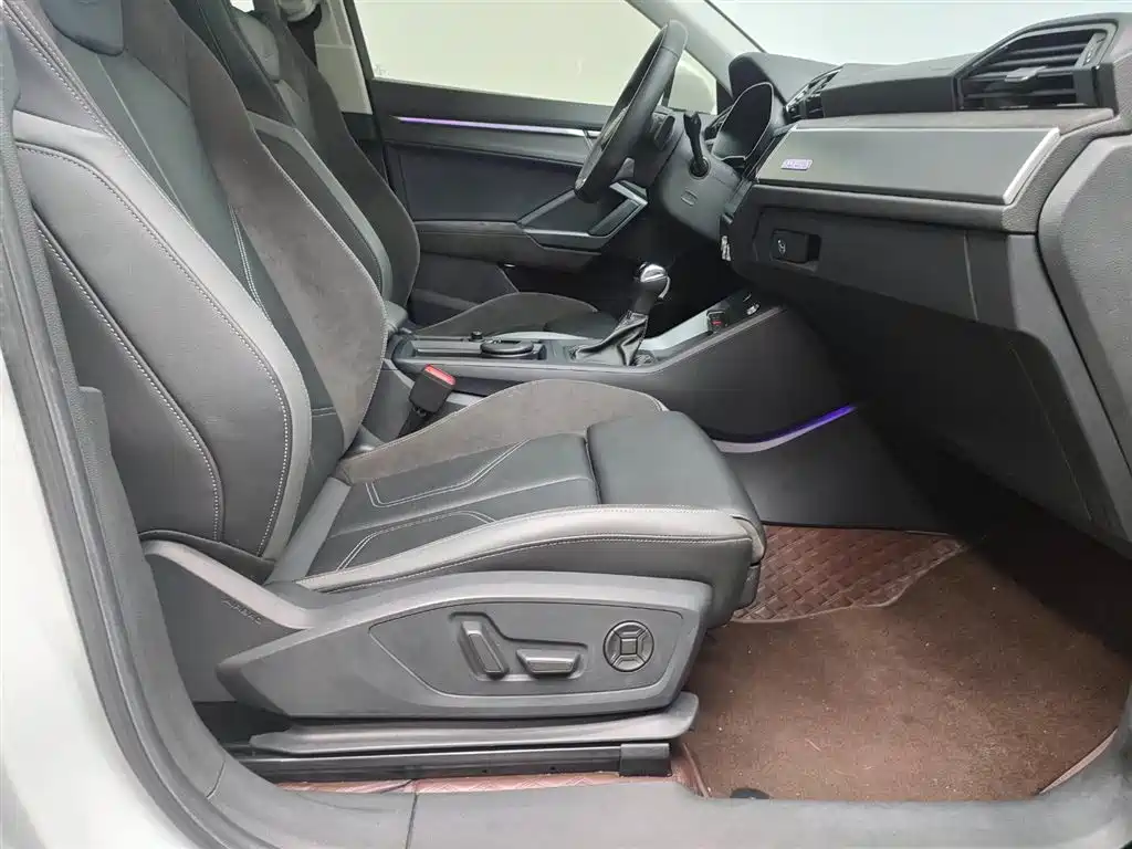 Audi Q3 Sportback 2021 — фото 19