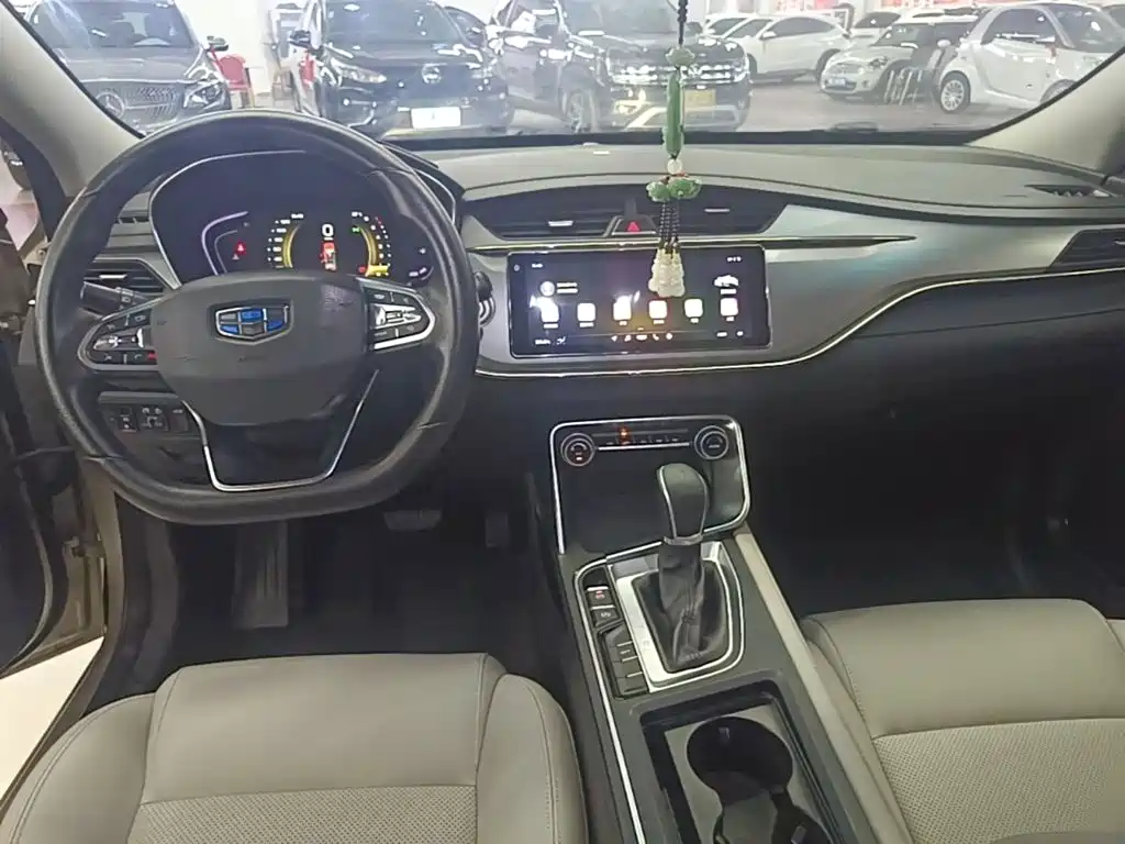 Geely Binrui 2018 — фото 10