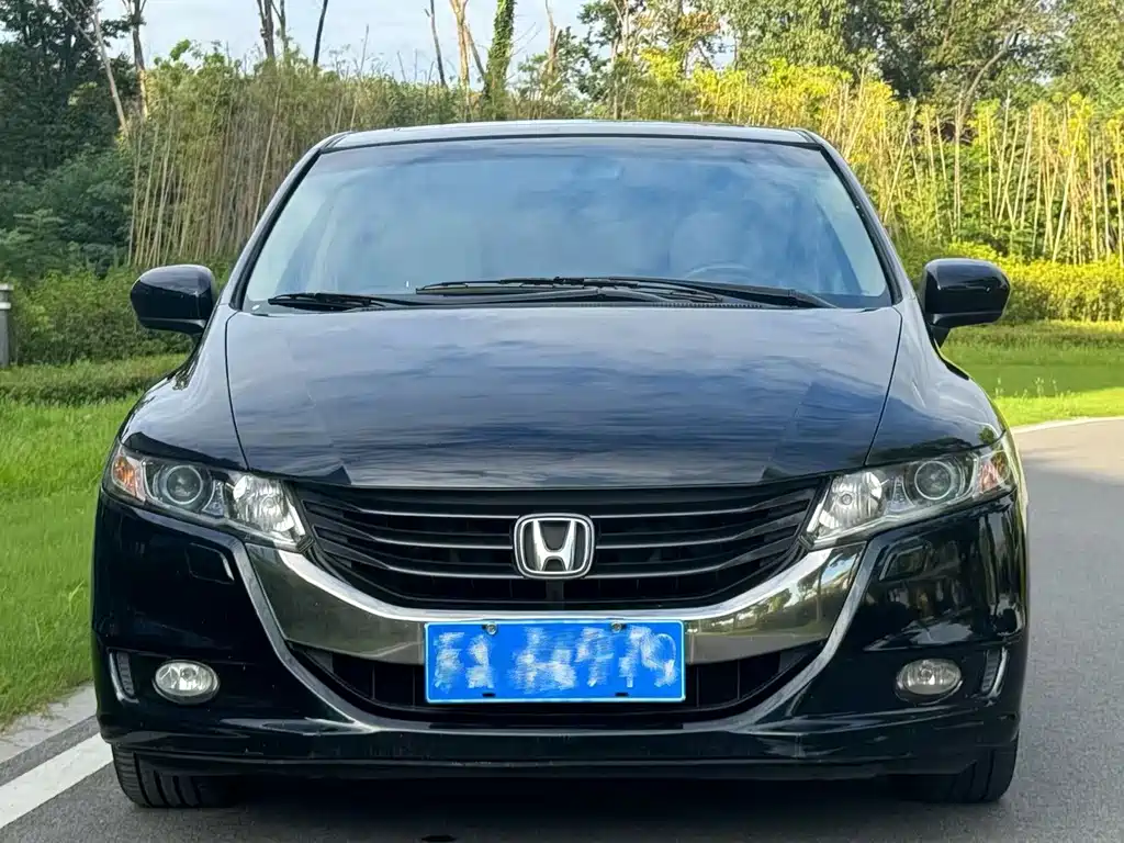 Honda Odyssey 2010 — фото 2
