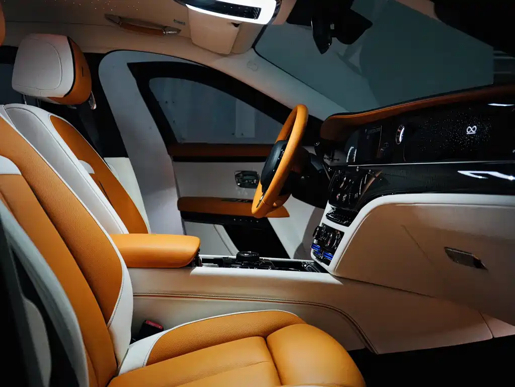 Rolls-Royce Ghost 2023 — фото 10