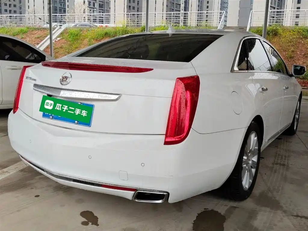 Cadillac XTS 2015 — фото 7
