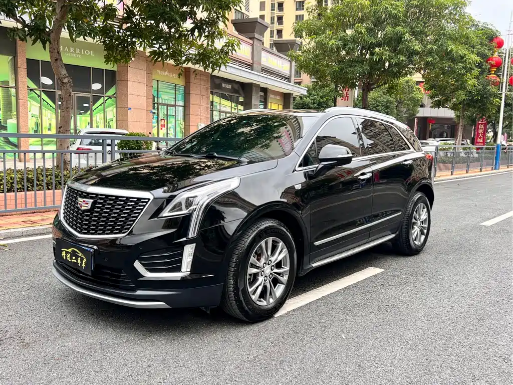 Cadillac XT5 2020 — фото 1