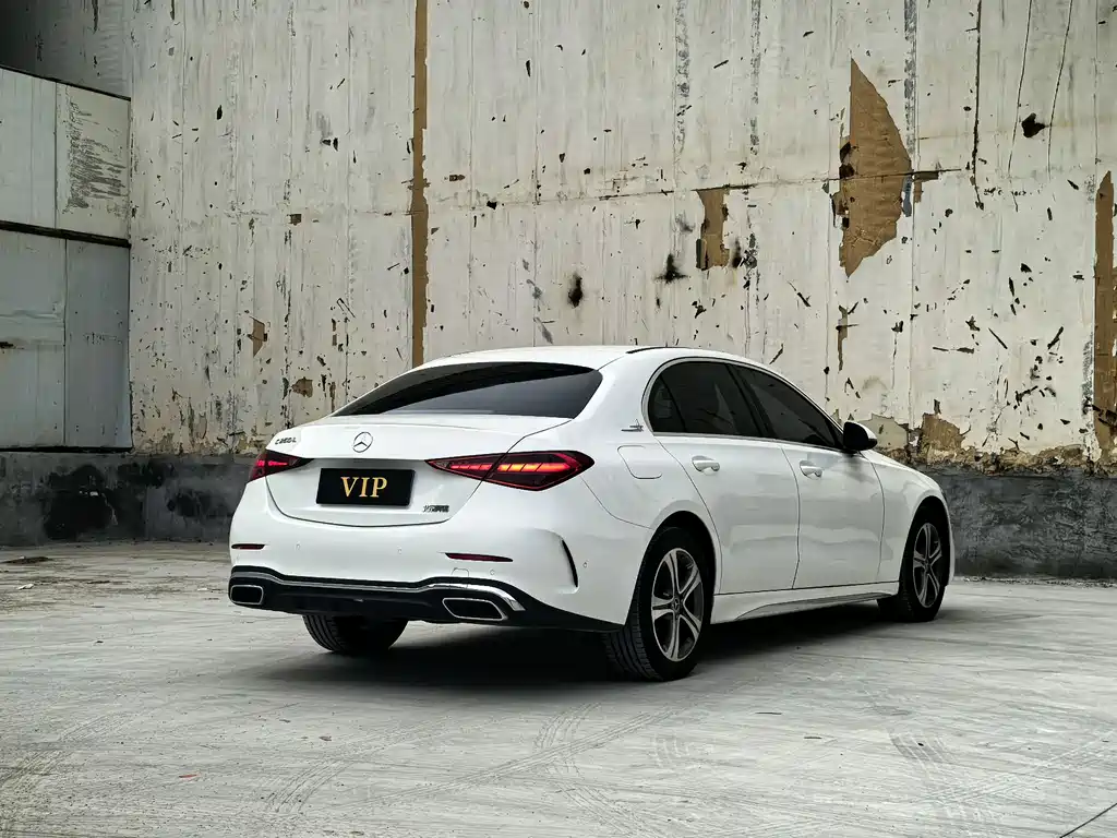 Mercedes-Benz C-Class 2023