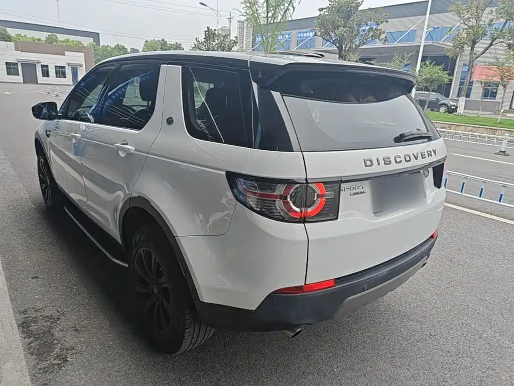 Land Rover Discovery Sport 2016