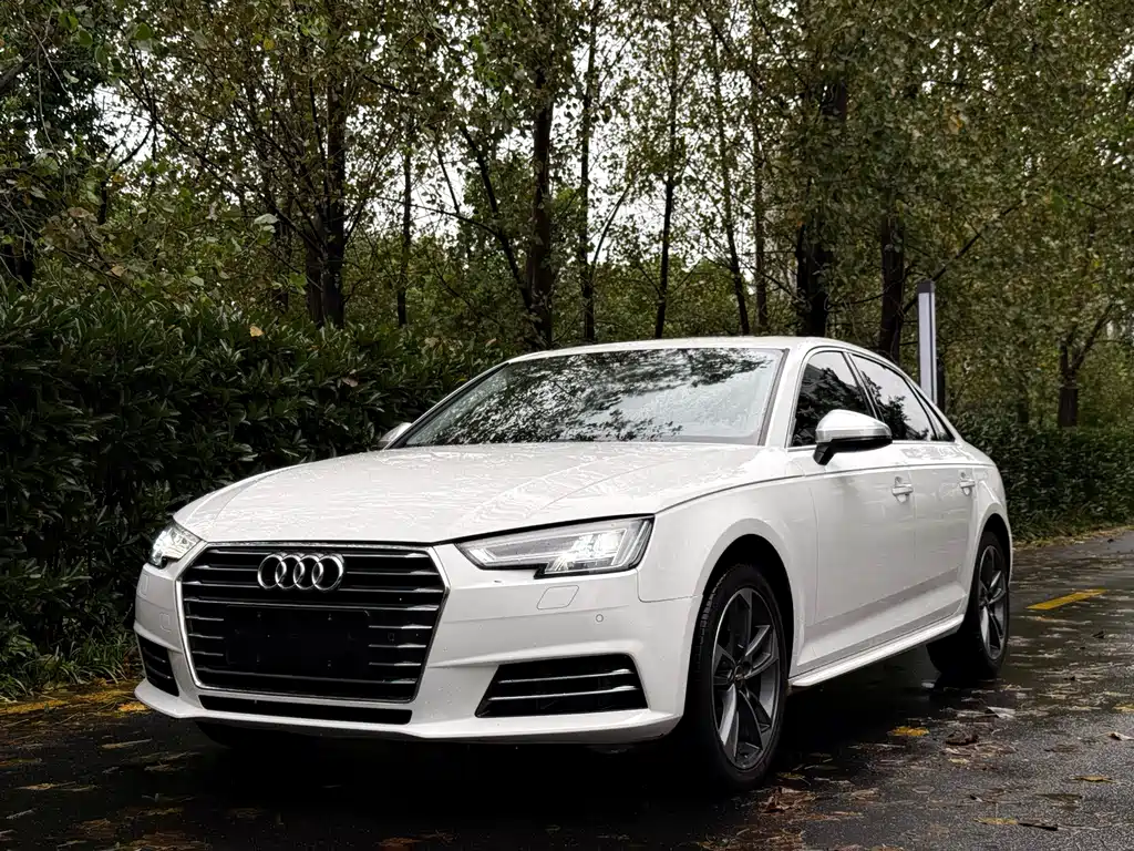 Audi A4L 2017