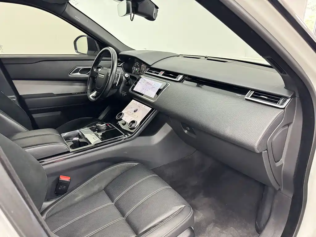 Land Rover Range Rover Velar 2020 — фото 14