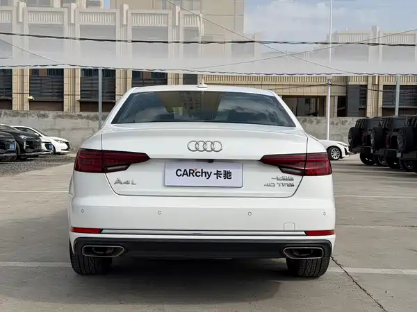 Audi A4L 2019
