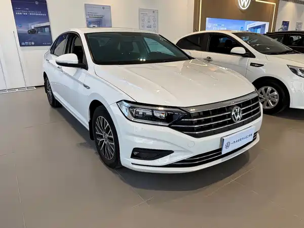 Volkswagen Sagitar 2021