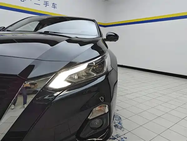 Nissan Teana 2021