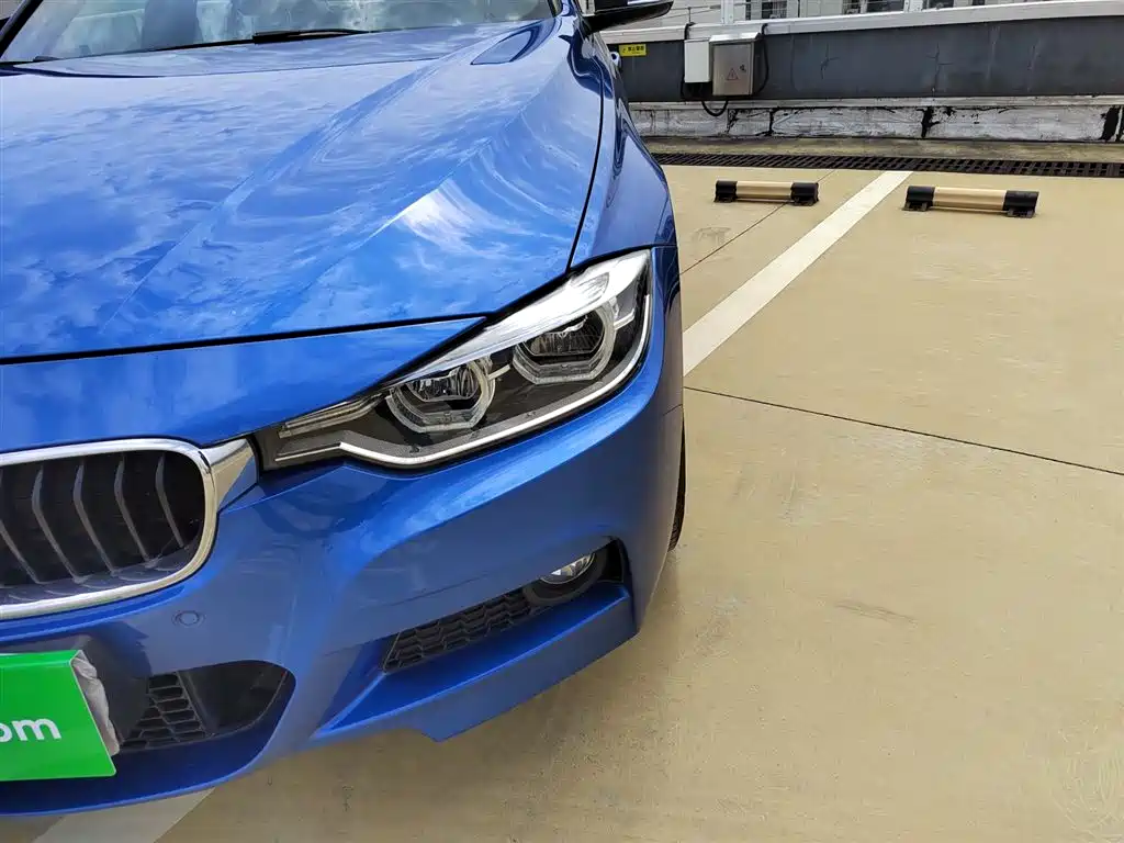 BMW 3 Series 2017 — фото 24