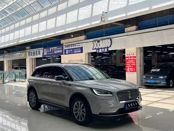Lincoln Corsair 2021
