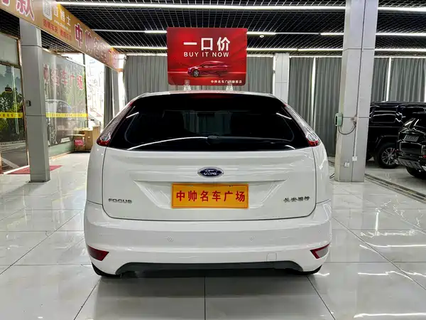 Ford Focus 2014