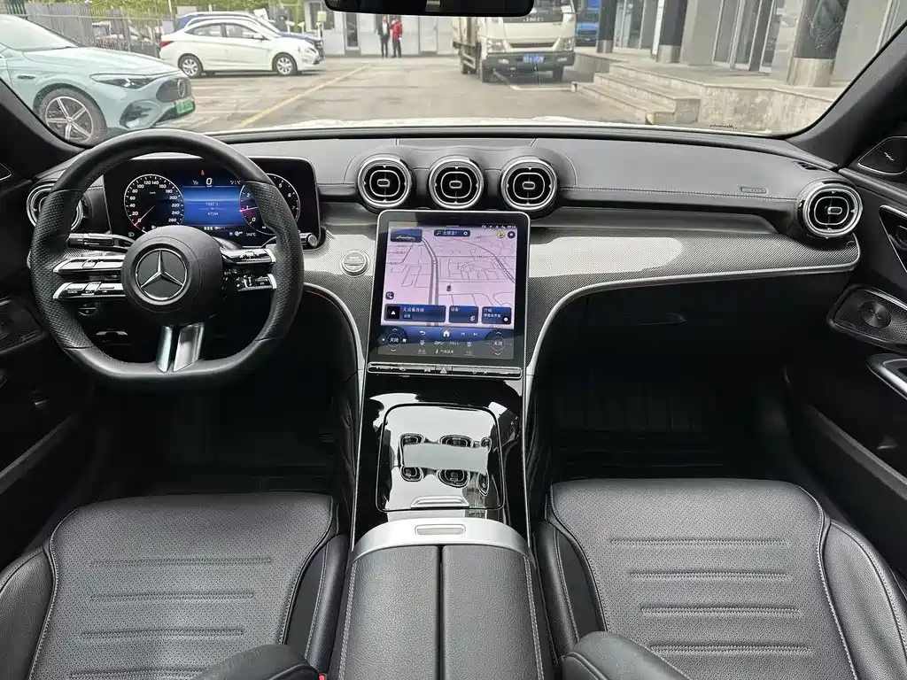 Mercedes-Benz C-Class 2022 — фото 11