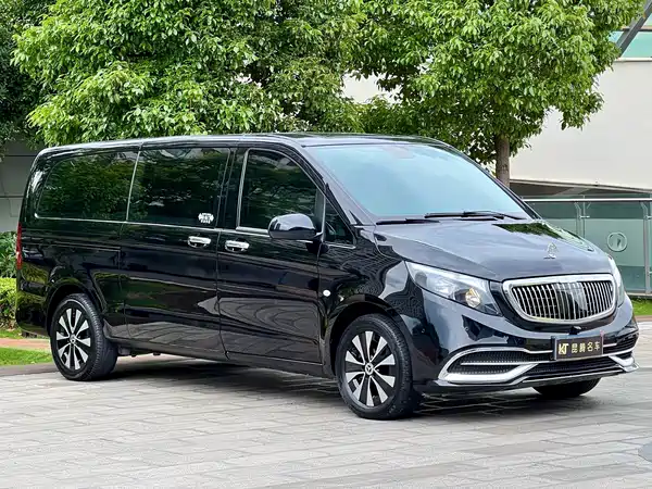 Mercedes-Benz Vito 2023