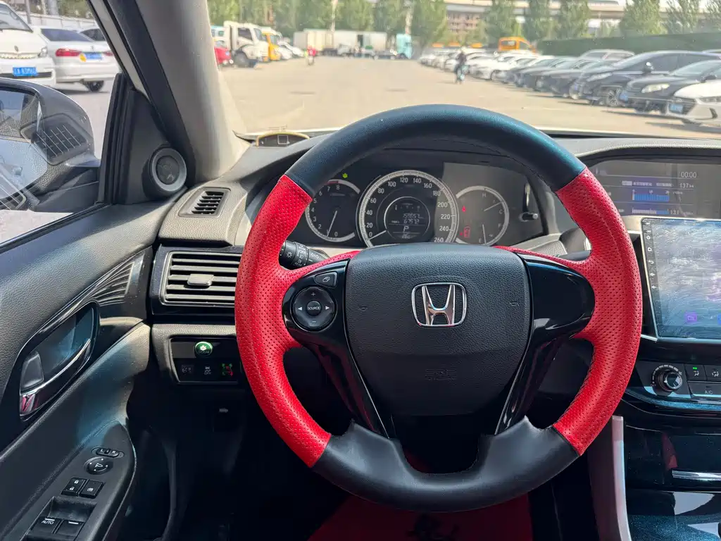 Honda Accord 2016 — фото 5