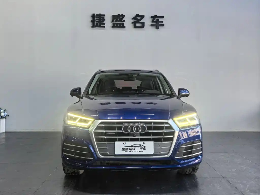 Audi Q5L 2019 — фото 2