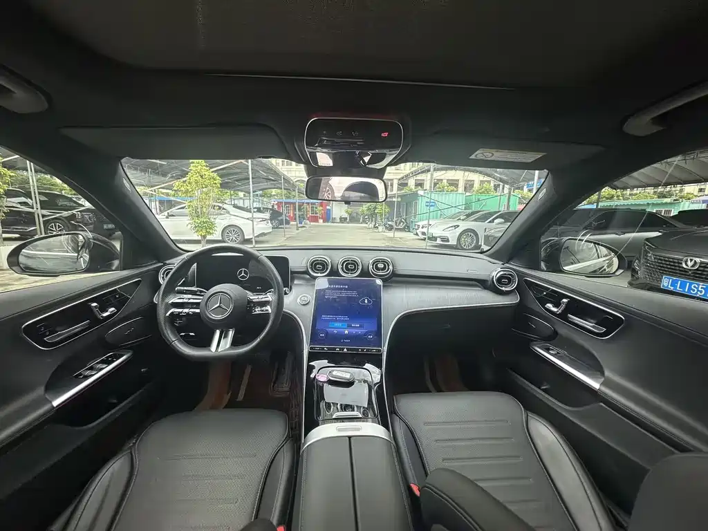 Mercedes-Benz C-Class 2023