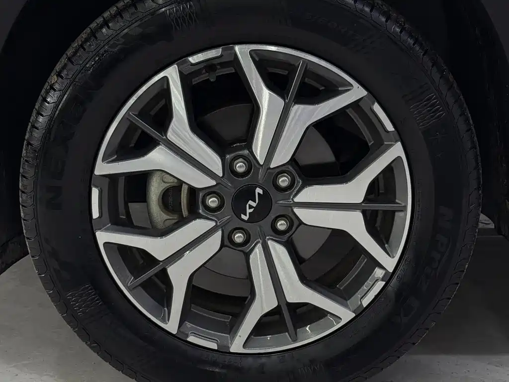 Kia KX3 2023 — фото 20