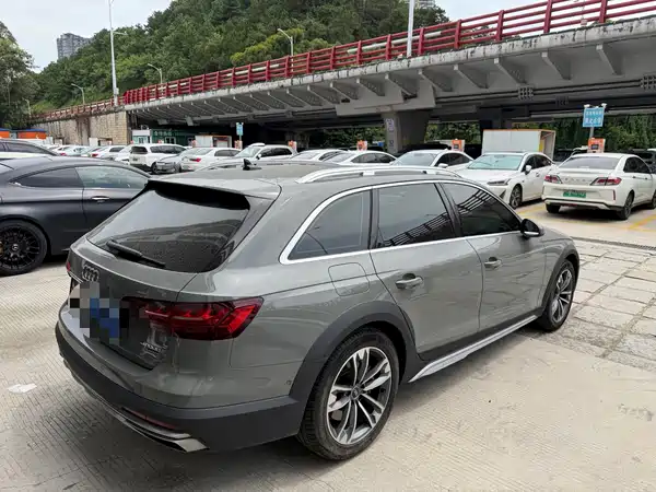 Audi A4 2021