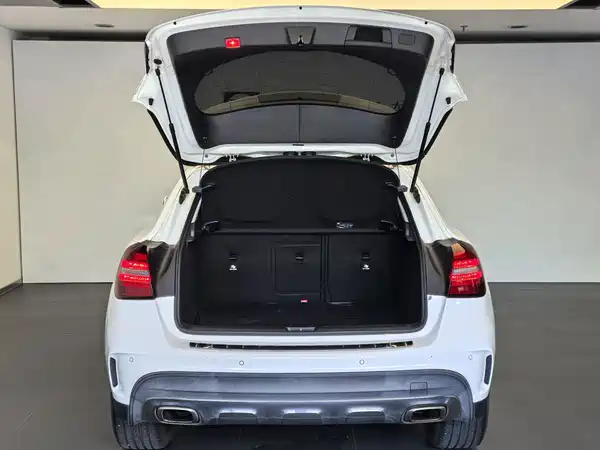Mercedes-Benz GLA 2019
