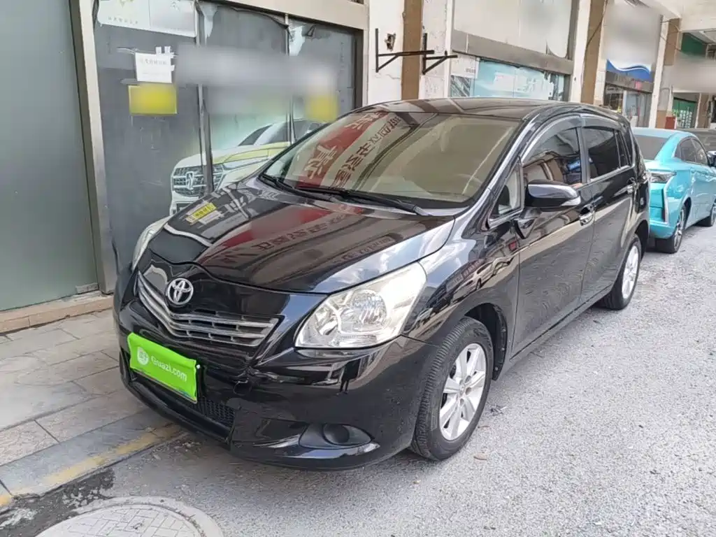 Toyota Yizhi 2015 — фото 1