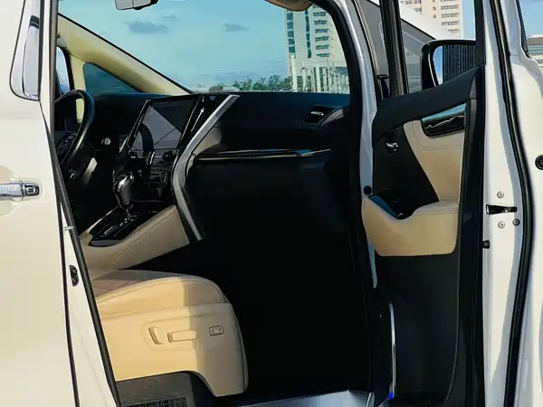 Toyota Alphard 2020