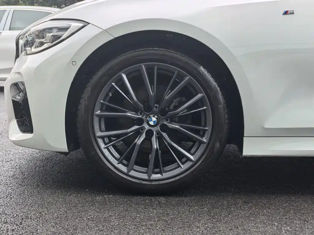 BMW 3 Series 2021