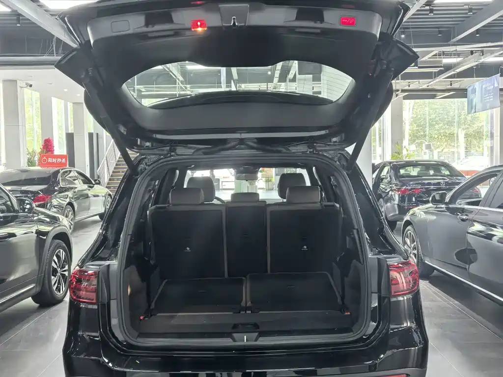 Mercedes-Benz GLB 2025 — фото 16