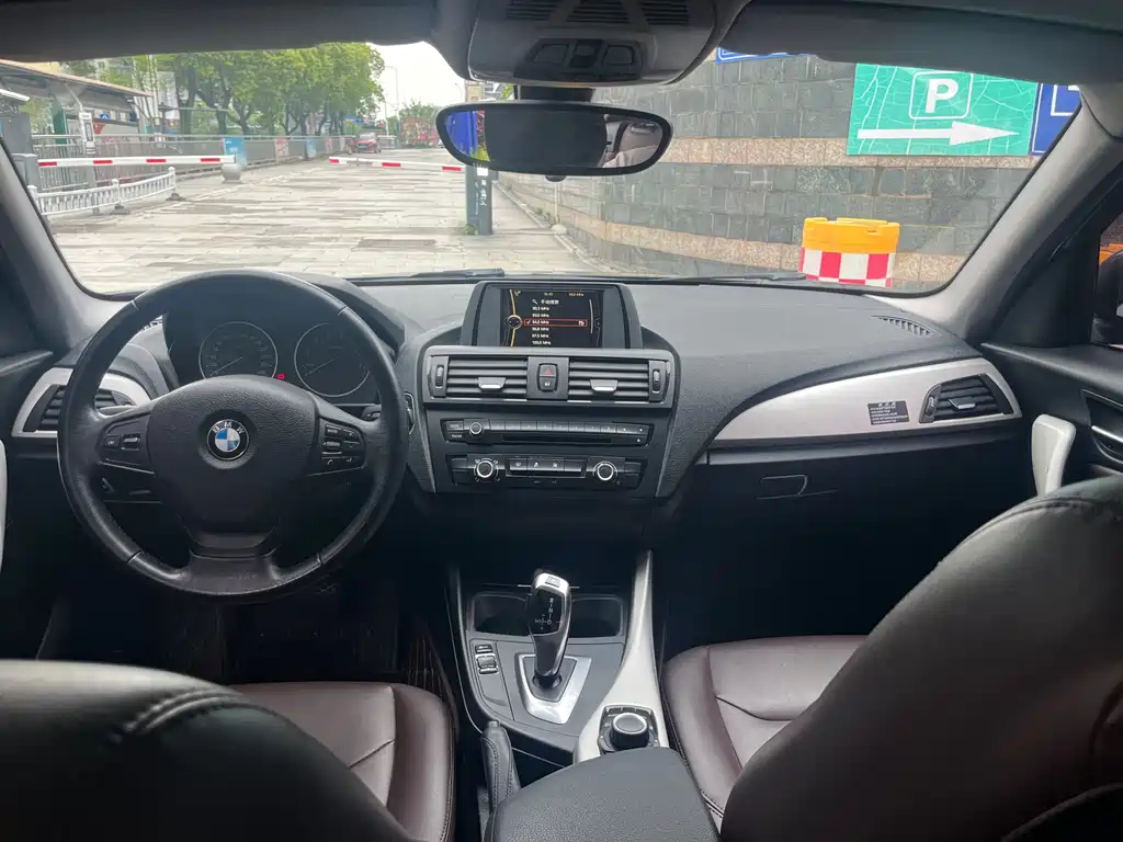 BMW 1 Series 2014 — фото 14