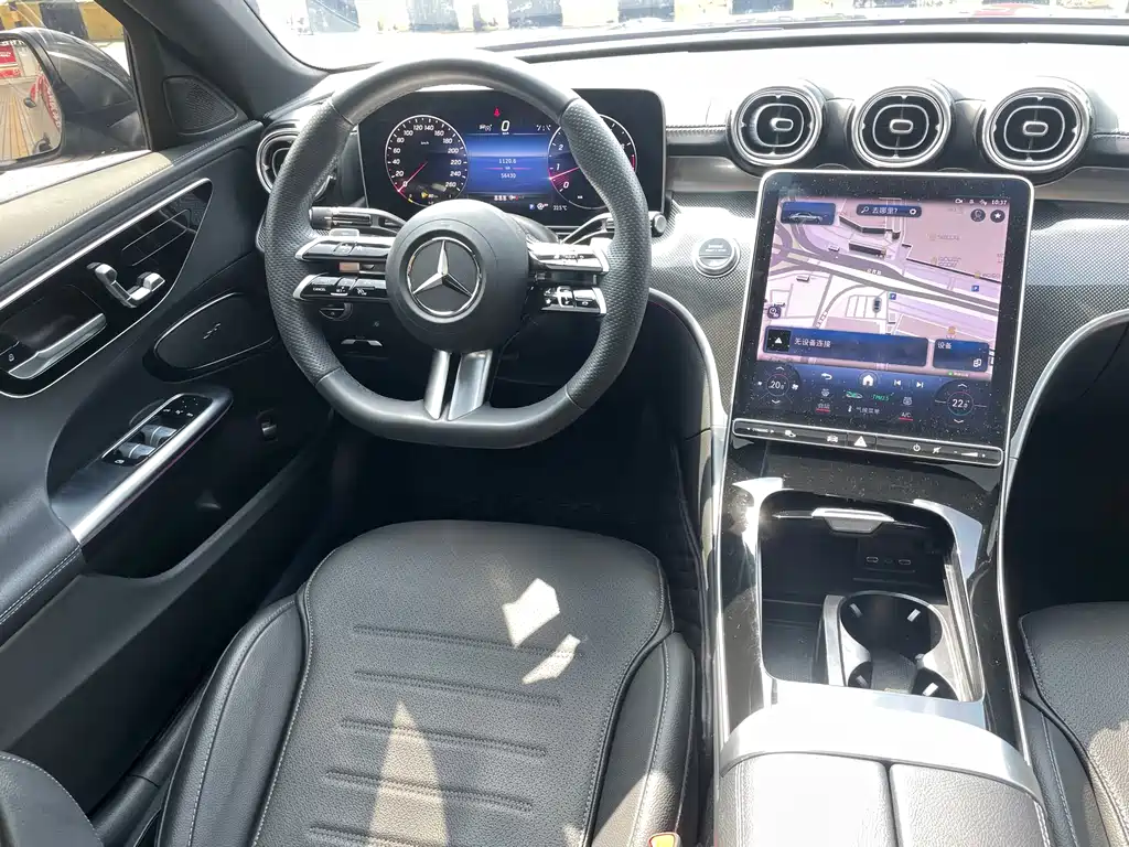 Mercedes-Benz C-Class 2023 — фото 16