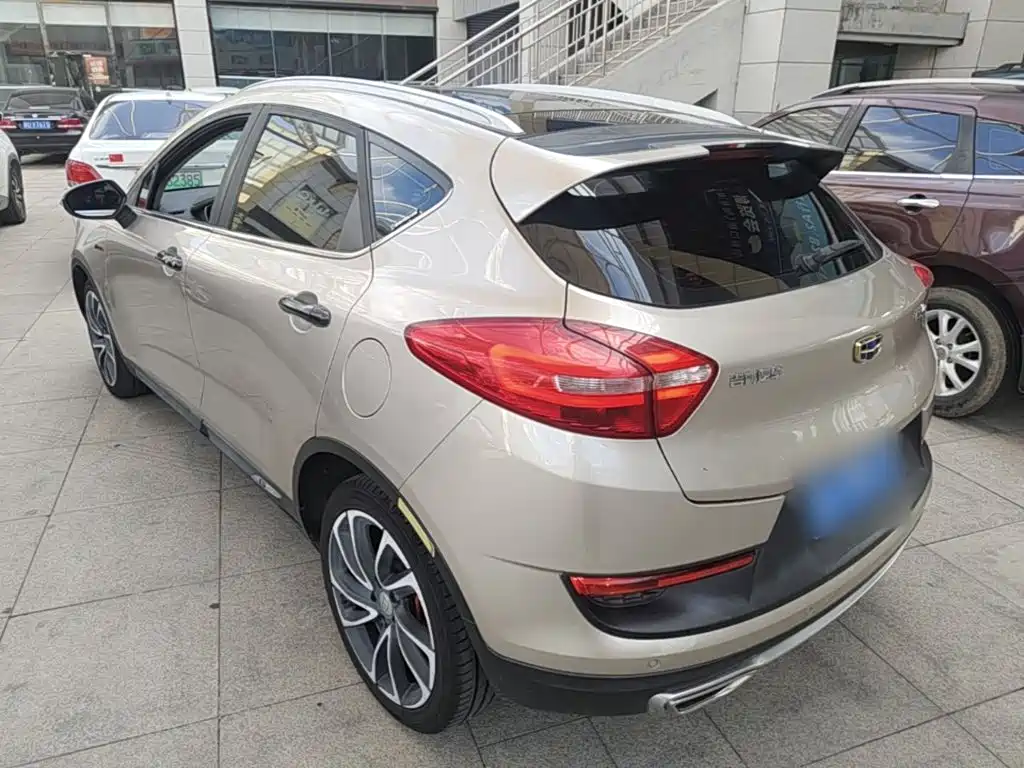 Geely Emgrand GS 2017 — фото 5