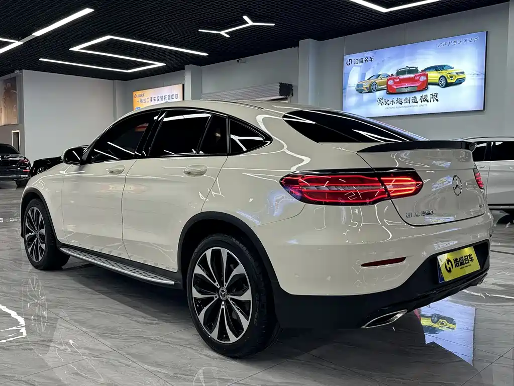 Mercedes-Benz GLC Coupe 2017 — фото 2