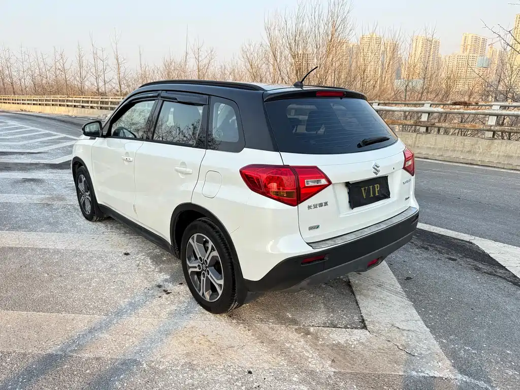 Suzuki Vitara 2018 — фото 7