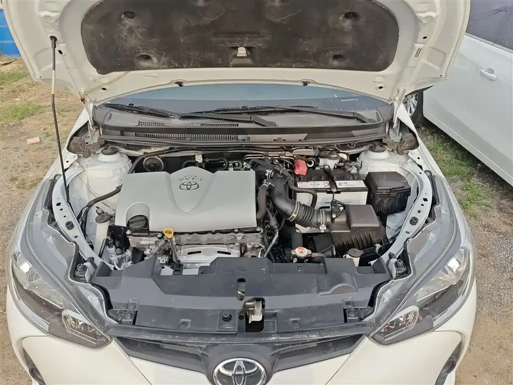 Toyota Yaris L 2018 — фото 16