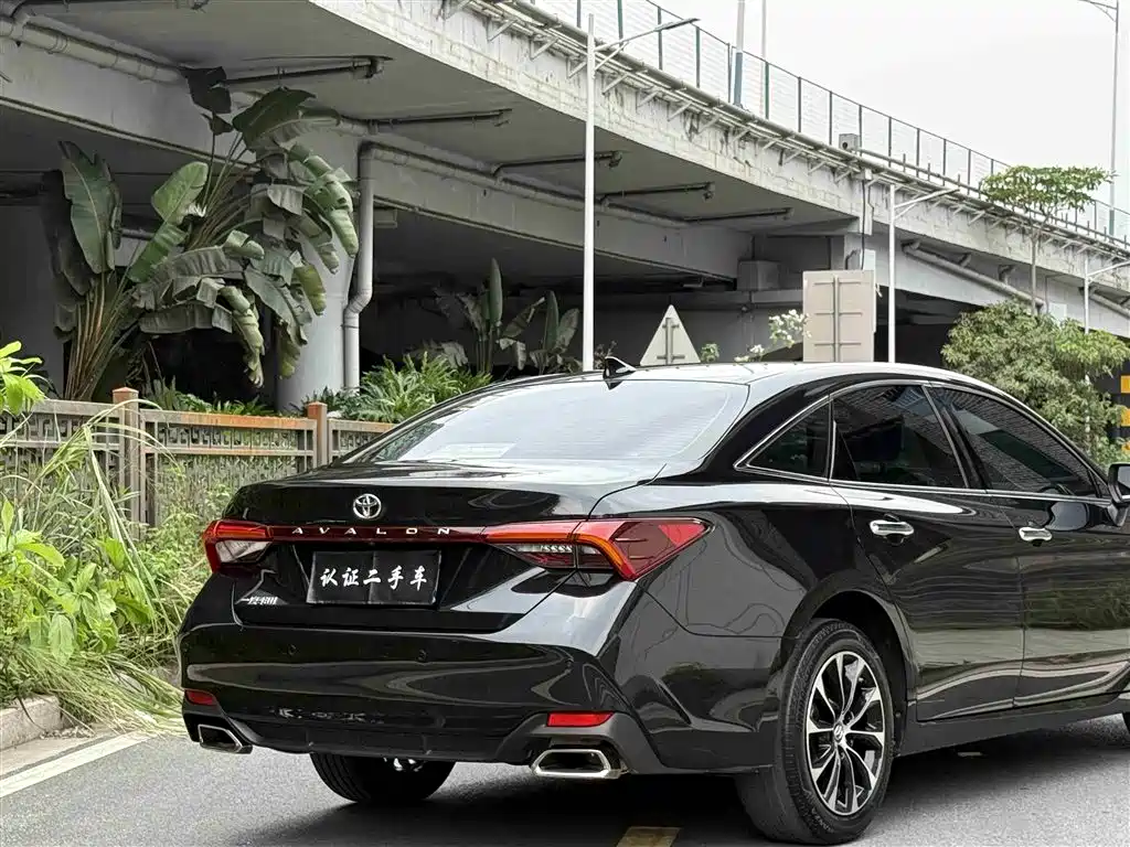 Toyota Avalon 2022 — фото 21