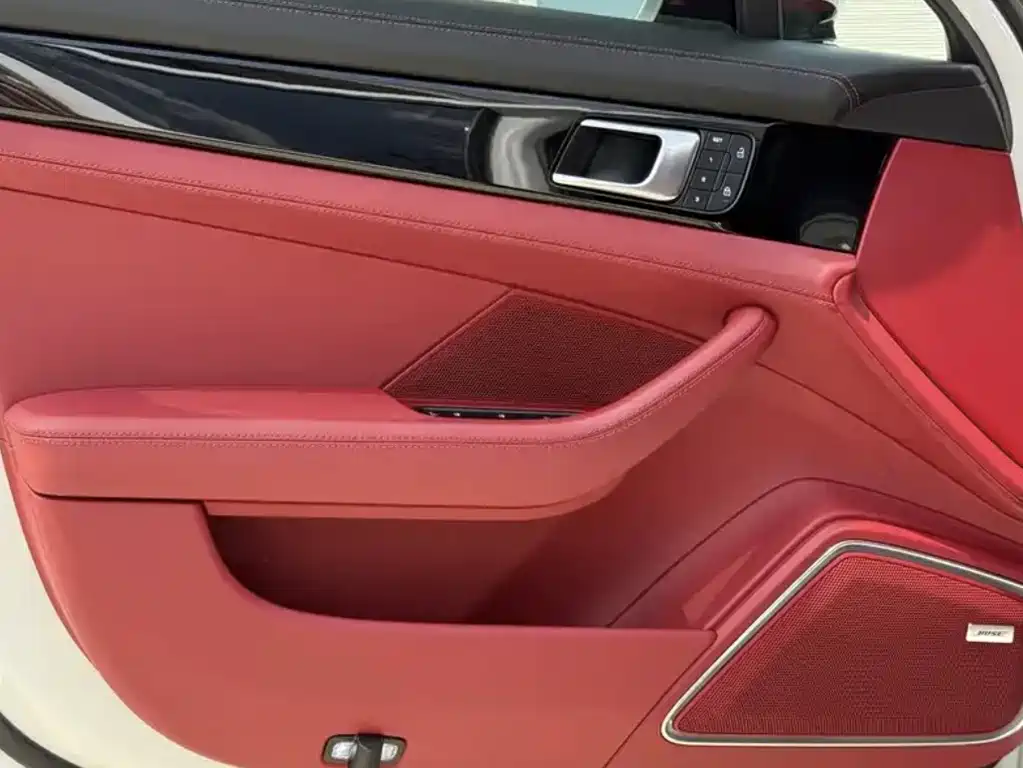 Porsche Panamera 2022 — фото 17