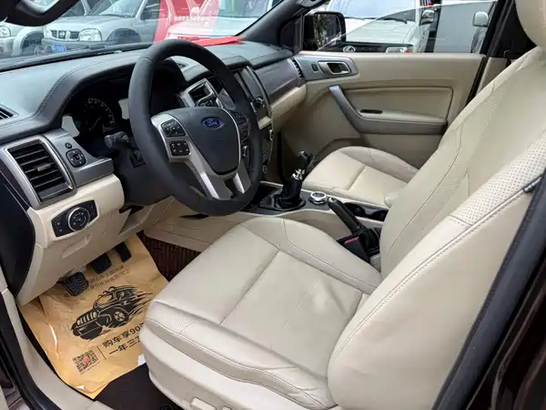 Ford Everest 2017