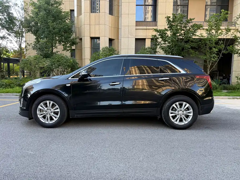 Cadillac XT5 2020 — фото 14