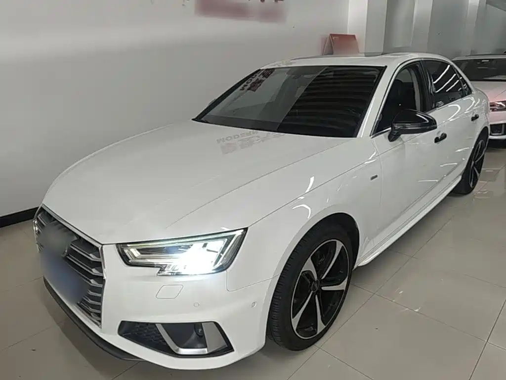 Audi A4L 2019