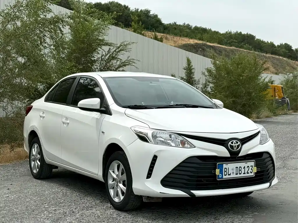 Toyota Vios 2018 — фото 3