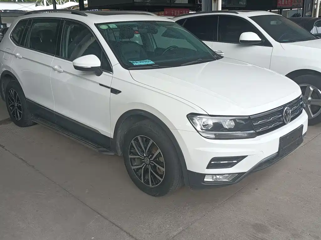 Volkswagen Tiguan L 2018 — фото 3